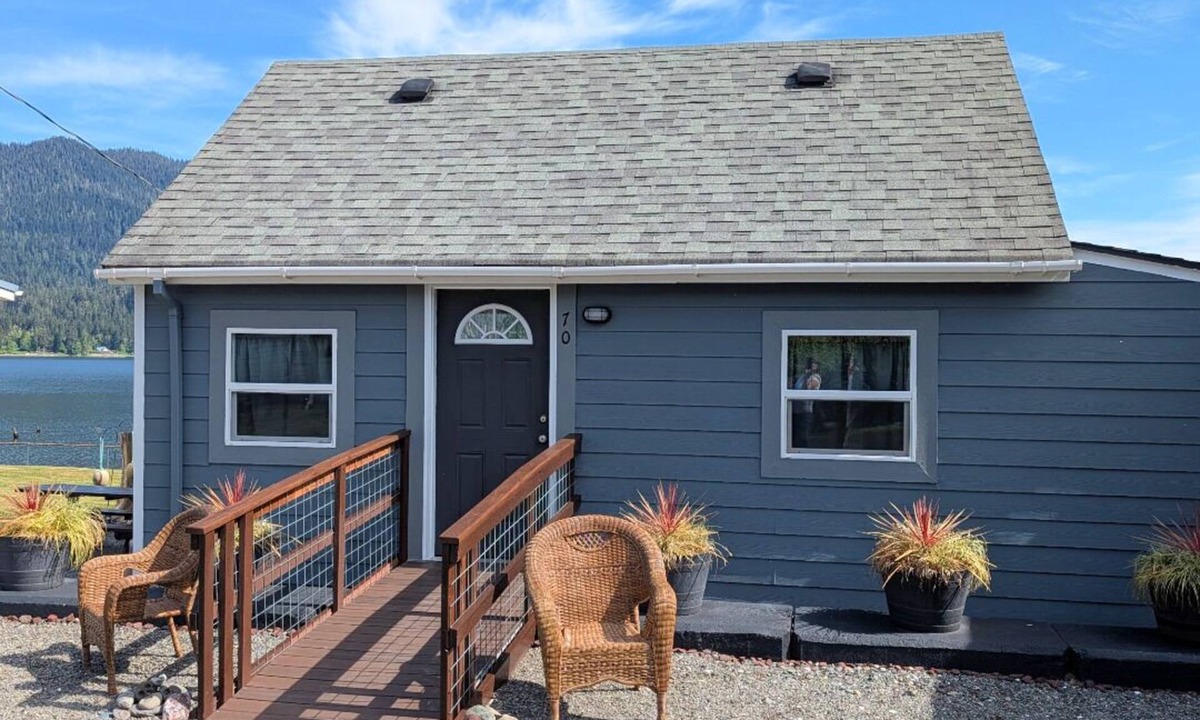Amanda Park Cabin | Quaint, two bedroom cabin, On Lake Quinault."