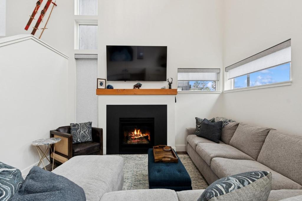 Whitefish House | Quarry B8