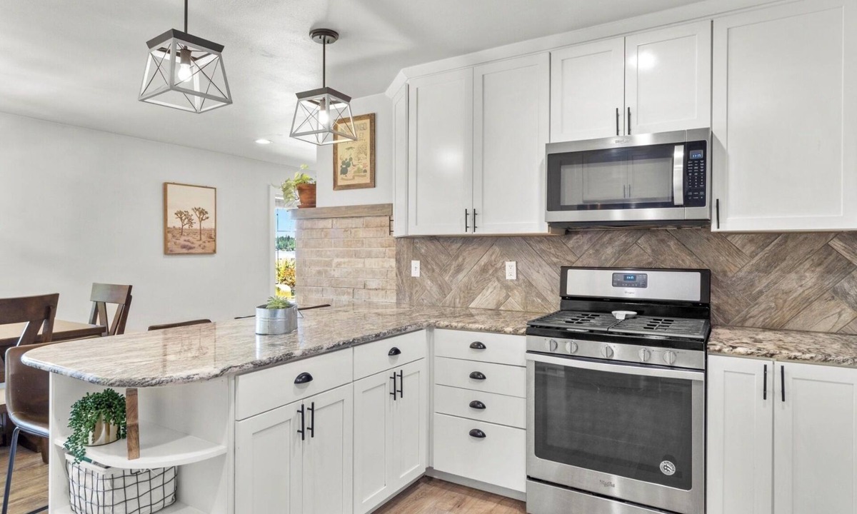 Olympia Other | Quiet 3 bd 1 bath recently remodeled home in a beach community