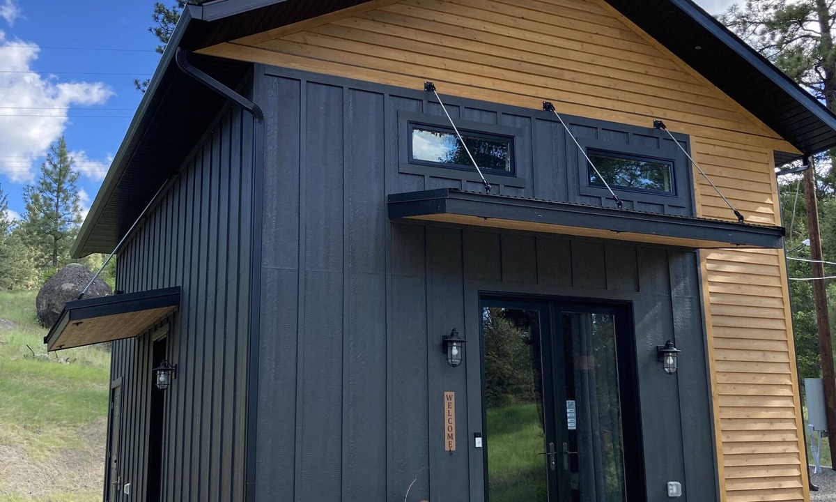 Clancy Cottage | Relaxing Escape - The Clancy Cottage