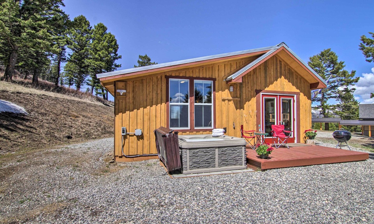 Bozeman Cabin | Remote Mtn Retreat w/Hot Tub: Outside Bozeman!