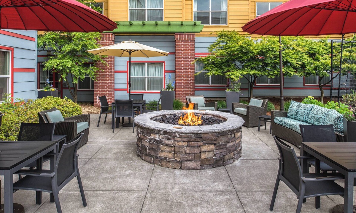 Bridgeton Hotel | Residence Inn by Marriott Portland North