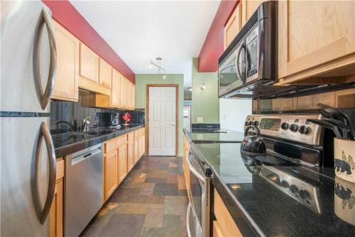 Teton Village Apartment | RMR: Teewinot A2 Condo in Teton Village