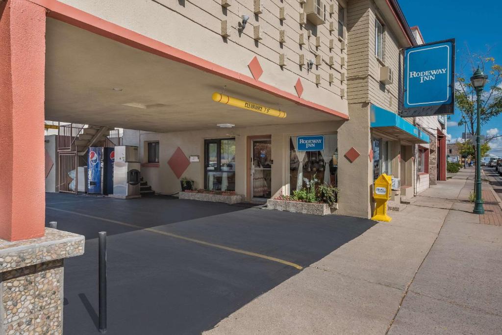 Downtown Flagstaff Hotel | Rodeway Inn Flagstaff-Downtown