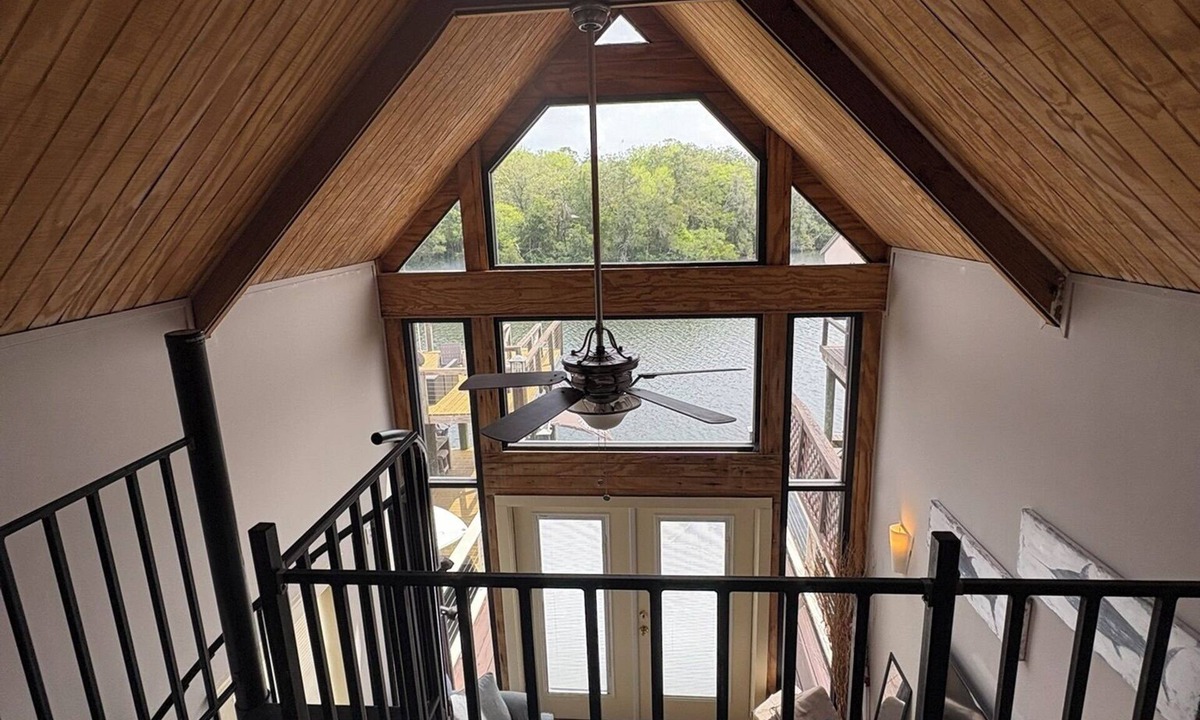 Fairhope Cabin | Romantic Waterfront Lodge on Fish River/Fairhope, Private Deck/Couples Retreat