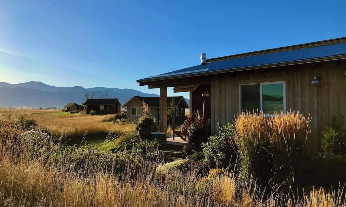 Belgrade Cabin | Ross Creek Cabins Rent all 5
