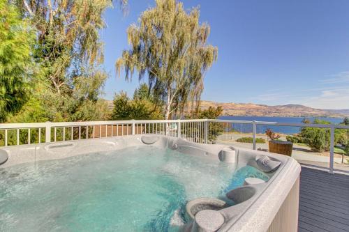Chelan House | Royal View on Lakeshore