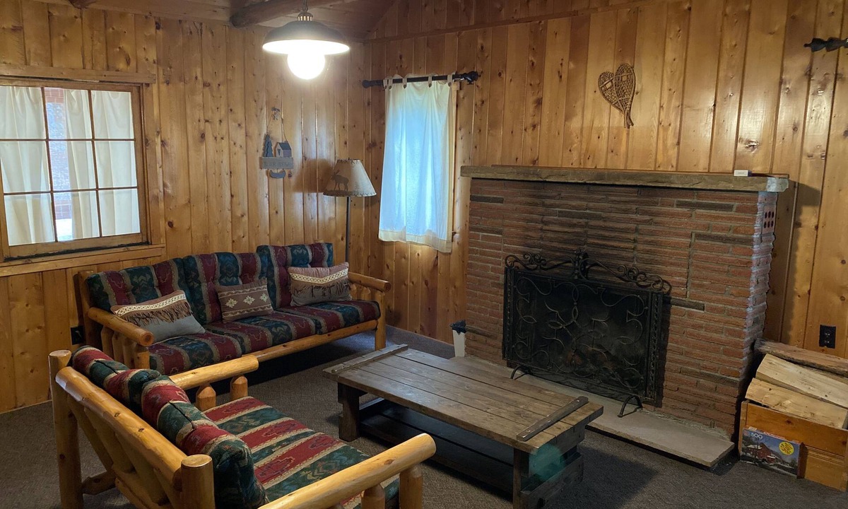 Lyons Cabin | Rustic cabin