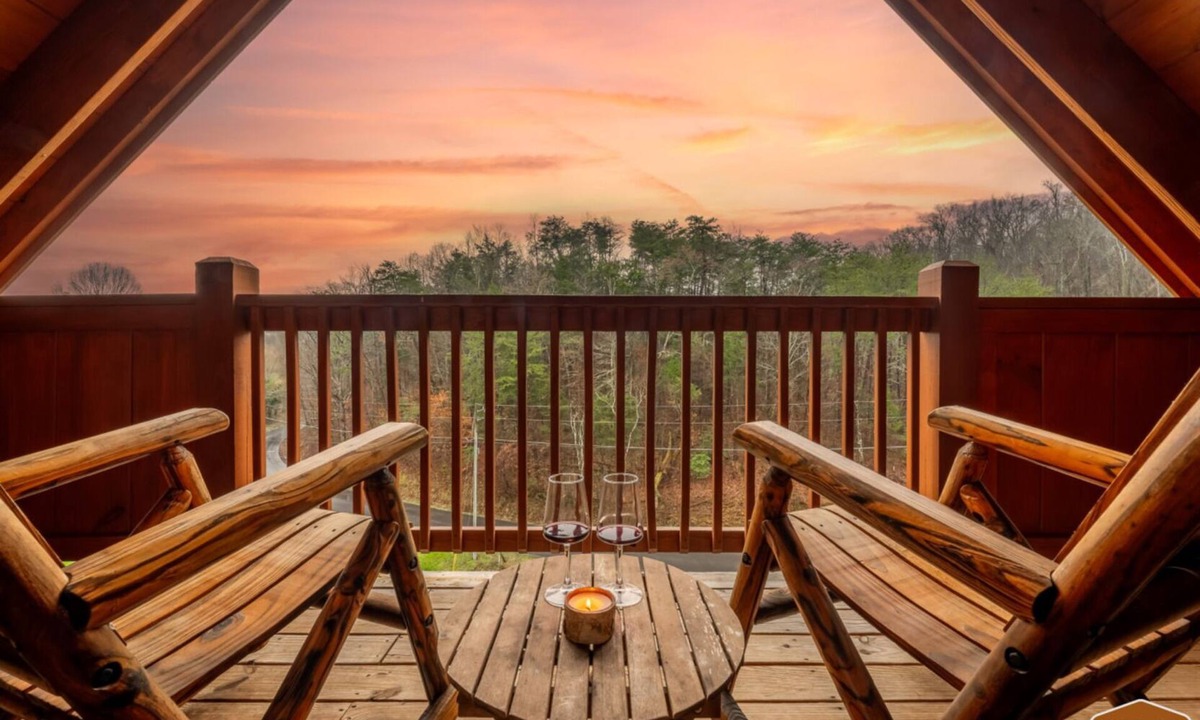 Sevierville Cabin | Rustic Mountain Retreat by Ghosal Luxury Lodging