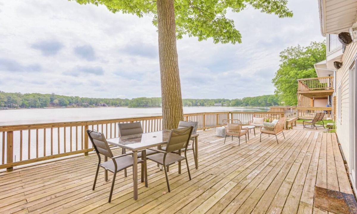 Harrison House | Scenic Lakefront Escape on Budd Lake