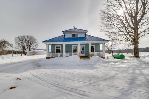 Rumely House | Secluded & Peaceful Upper Peninsula Getaway!