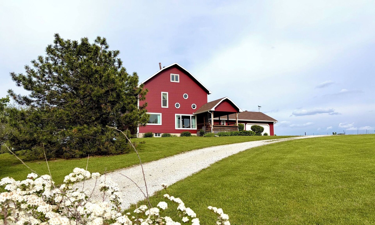 Clarke County House | Serenity Heights - Peaceful Country Acres with beautiful view in every direction