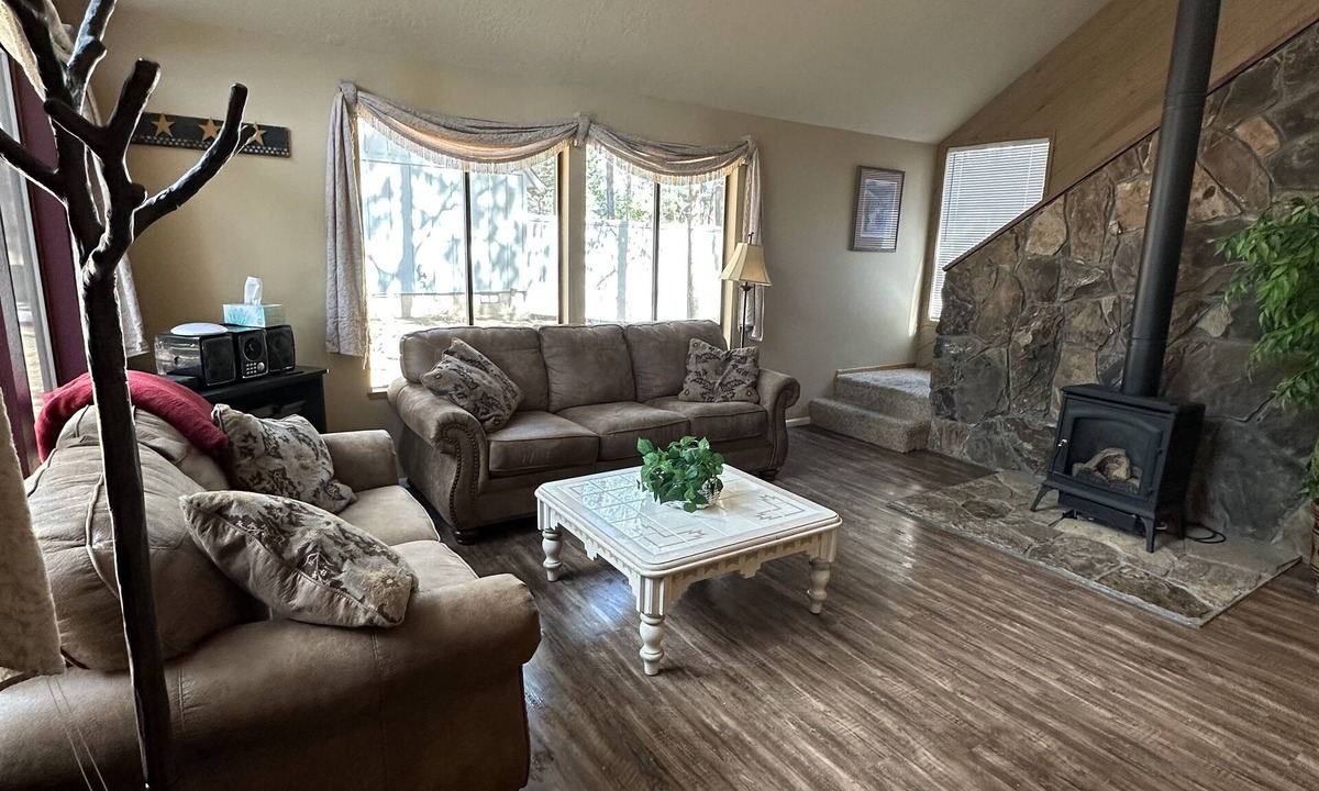 Sunriver House | SHARC passes, Wi-Fi, BBQ, Hot tub, Tons of kids activities