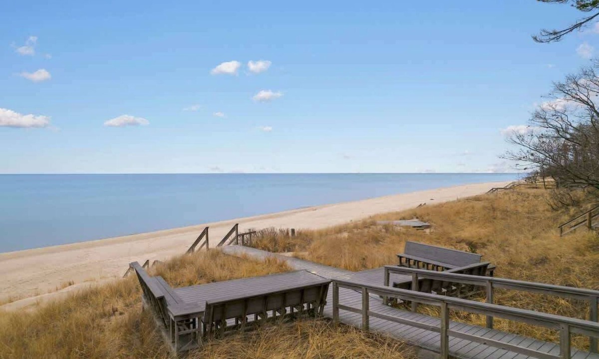 Shelby House | Silver Lake Dunes Retreat | 7BR + Game Room