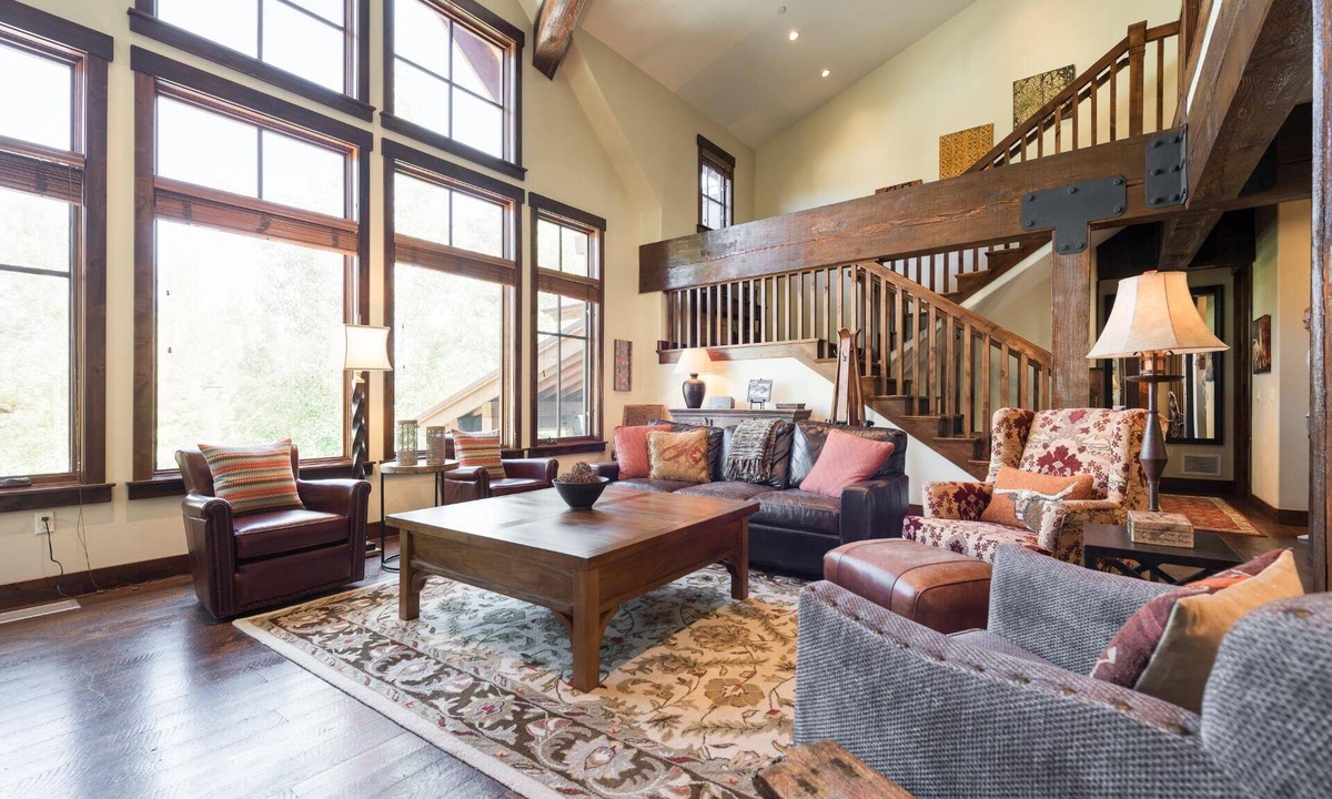 North Park City House | Silver Star Cottage #04. Pool Access and Private Hot Tub | 5 Min to Main St