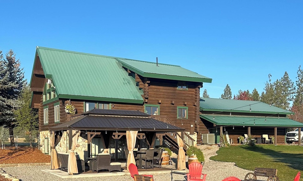 Athol Cabin | Silverwood Family Vacation