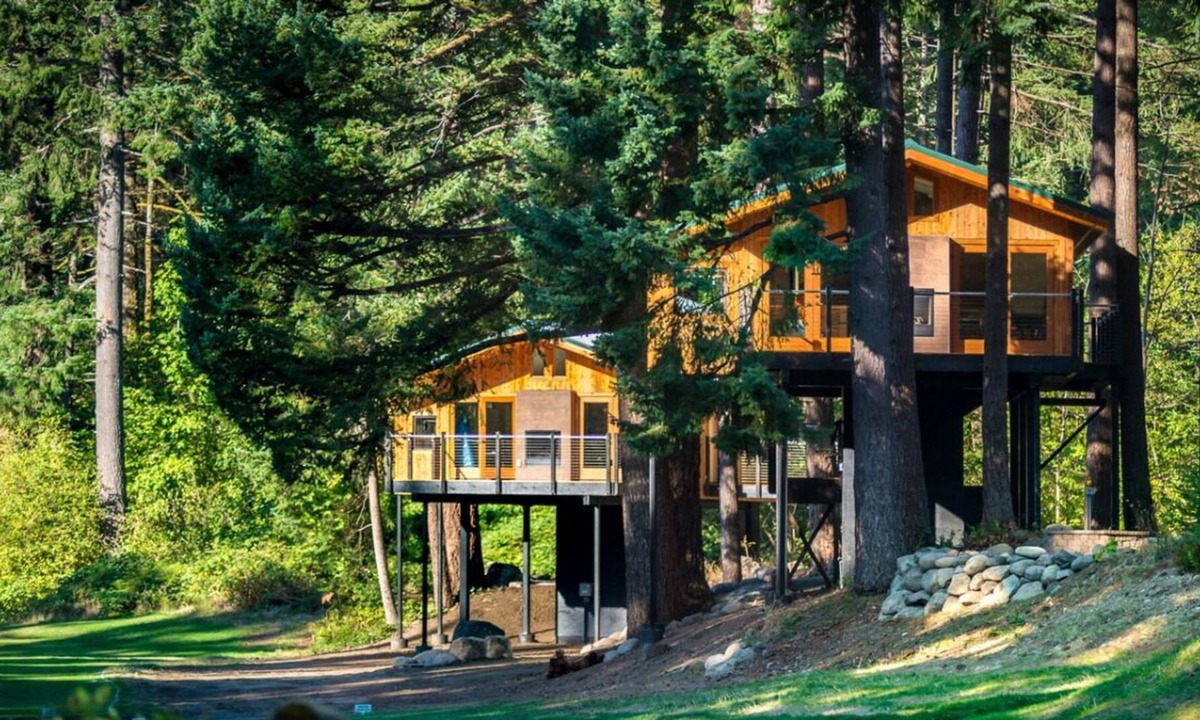 Stevenson House | Skamania Lodge! Onsite Pool, Golf, Zip Line, Parking, Hot Tub