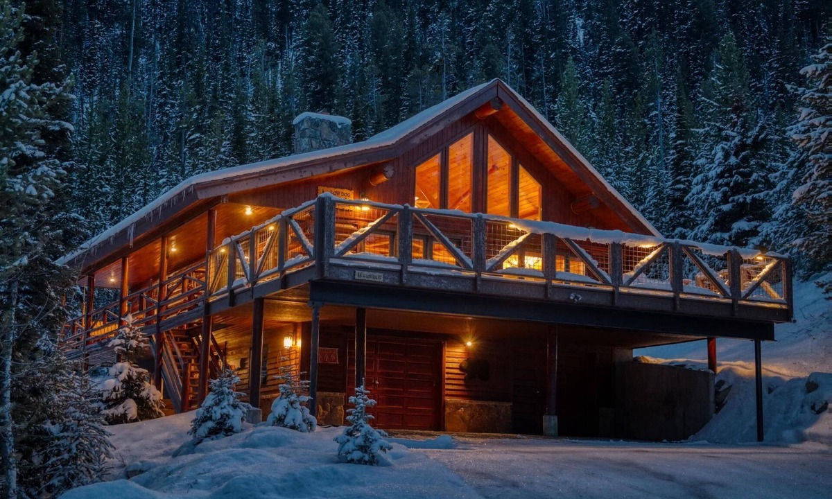 Big Sky Cabin | Ski-in/Ski-out Home with Private Hot Tub and Large Deck!