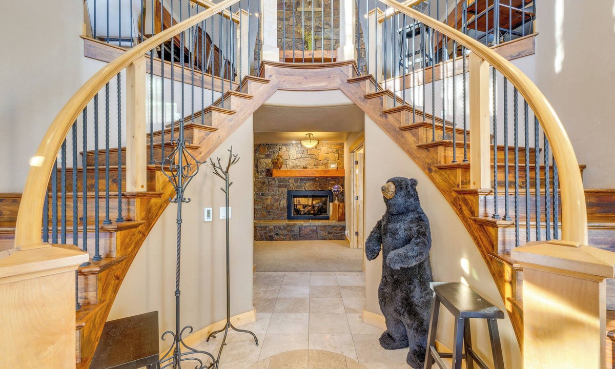 Tamarack House | Ski-In/Ski-Out! Mtn-View Donnelly Home w/Hot Tub