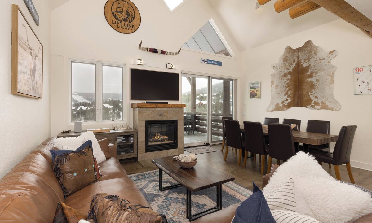 Saddle Ridge House | Ski-in, Ski-out Townhome with Private Hot Tub