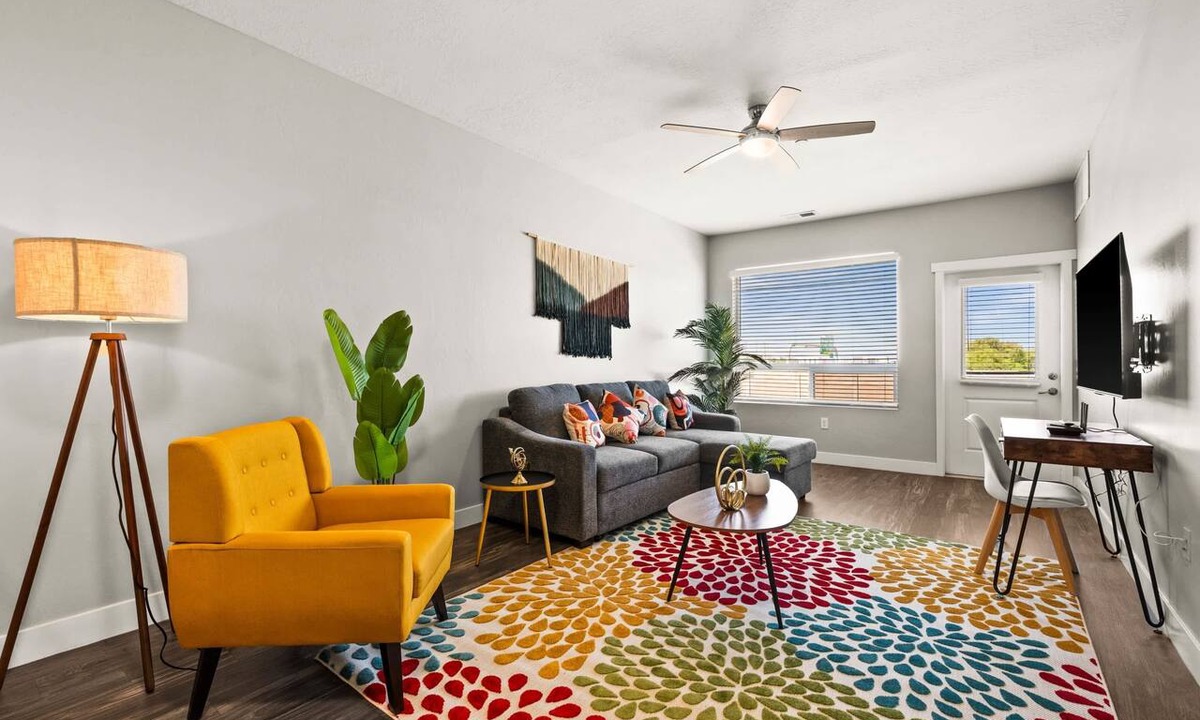 Fairpark Apartment | SLC - Gym - Hot tub- Delta Center - Convention