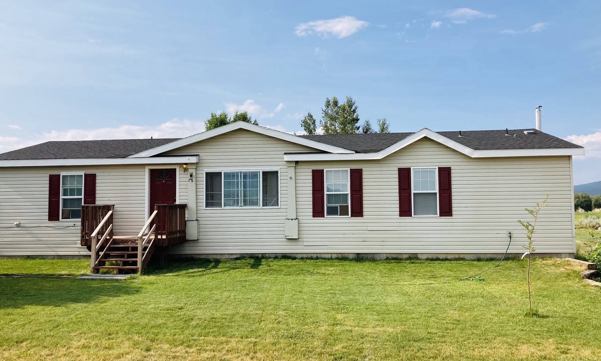 Star Valley Ranch House | Sleeps 18! Great family getaway on Star Valley Ranch