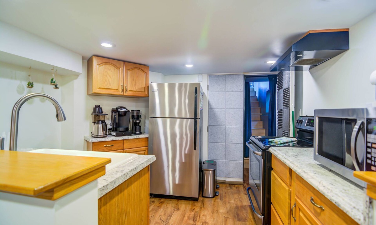 Wallingford House | ✨ Smart & Modern Studio in the Heart of Wallingford ✨