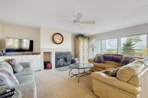 Glen Arbor House | South Beach 29