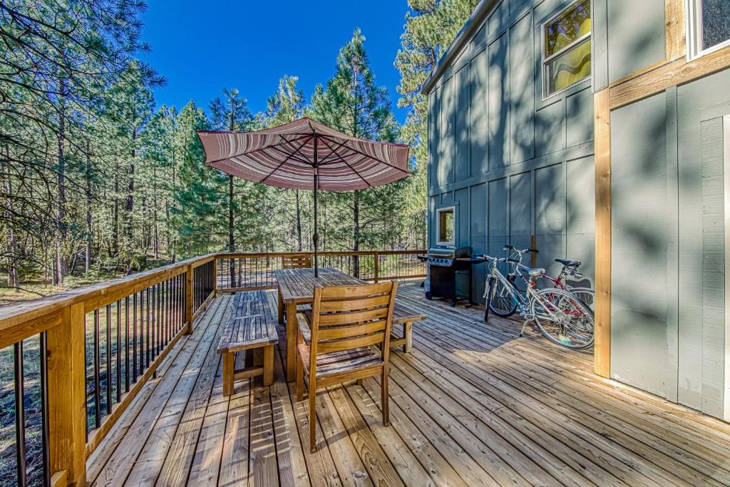 Black Butte Ranch House | South Meadow 23