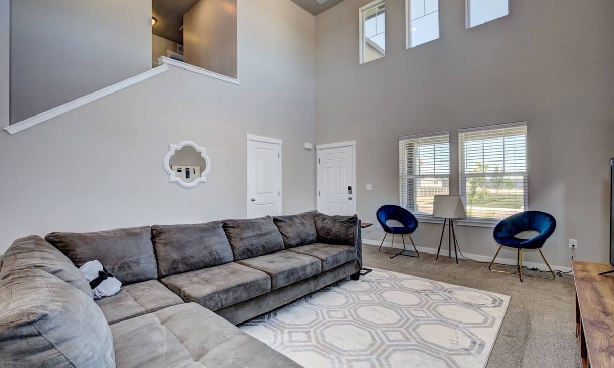 Nampa House | South Nampa Family Home | Cali King | Game Loft | 5 TVs | Near Downtown Nampa