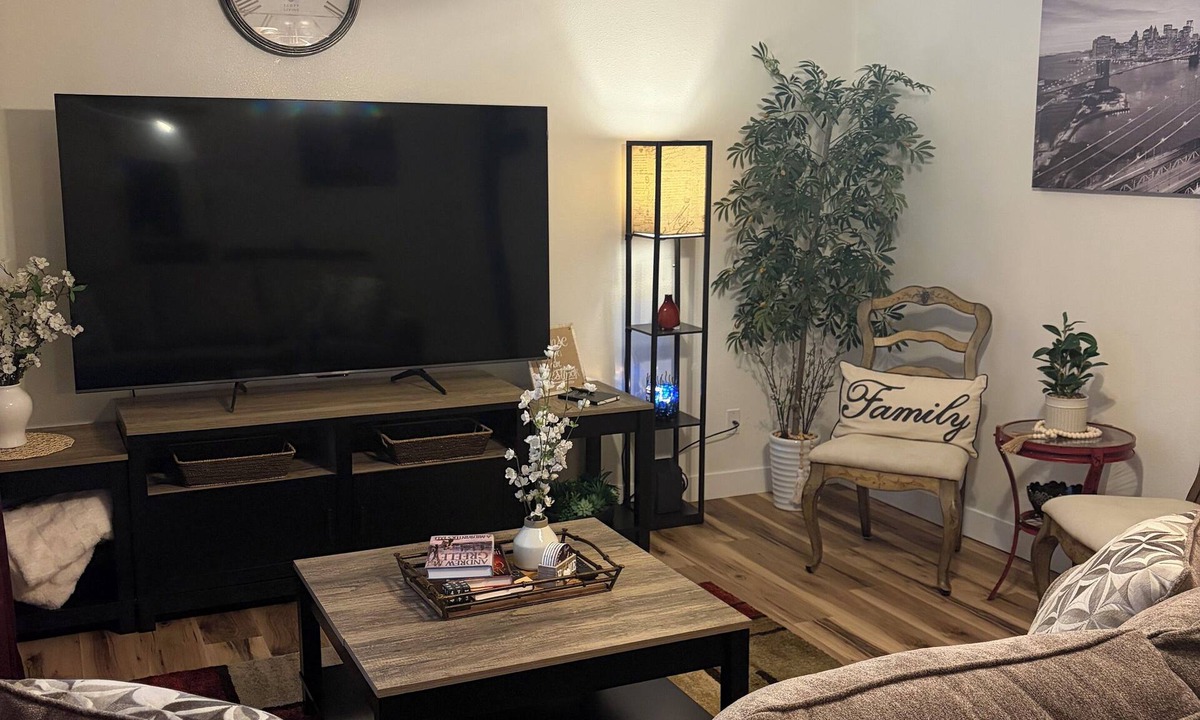 Spokane House | Spacious 3-bedroom house in peaceful Spokane with AC