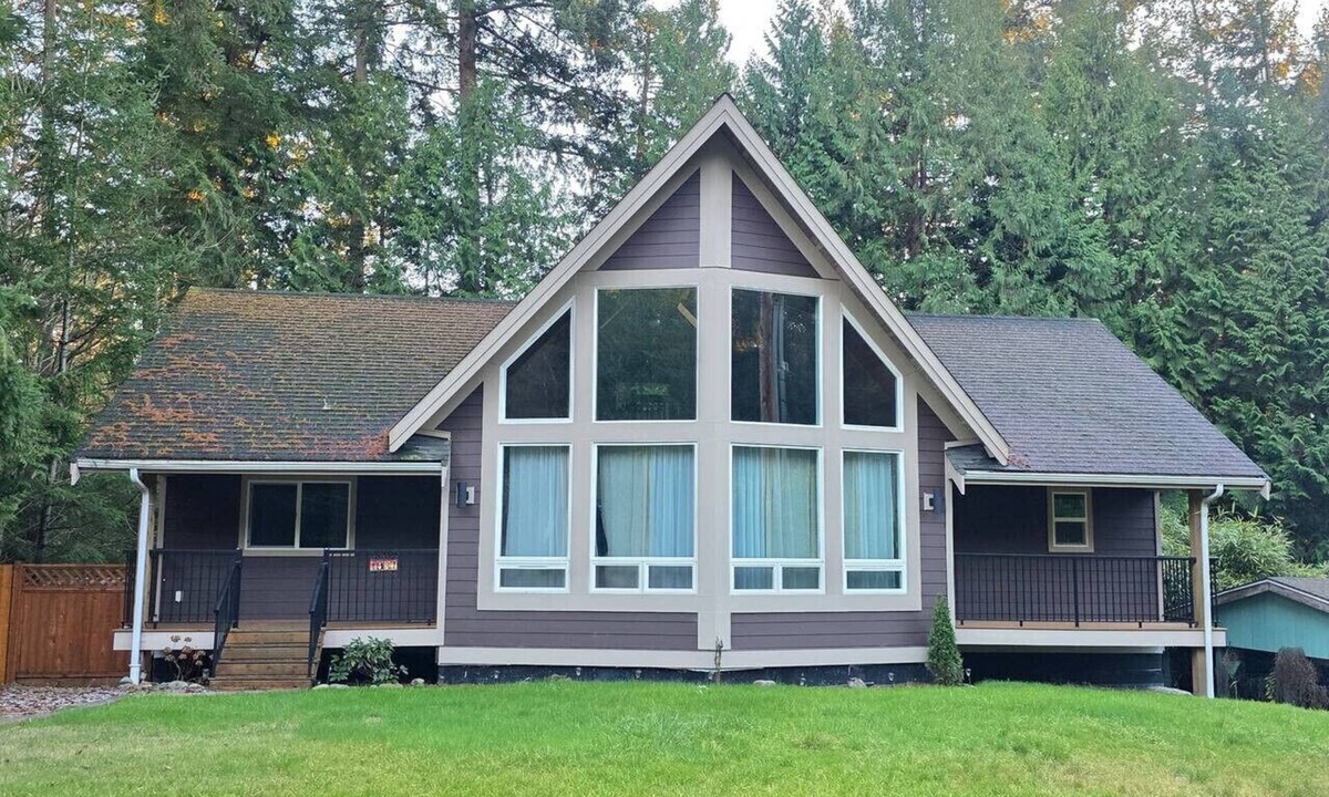 Point Roberts House | Spacious 3BR Getaway Near Beaches & Parks
