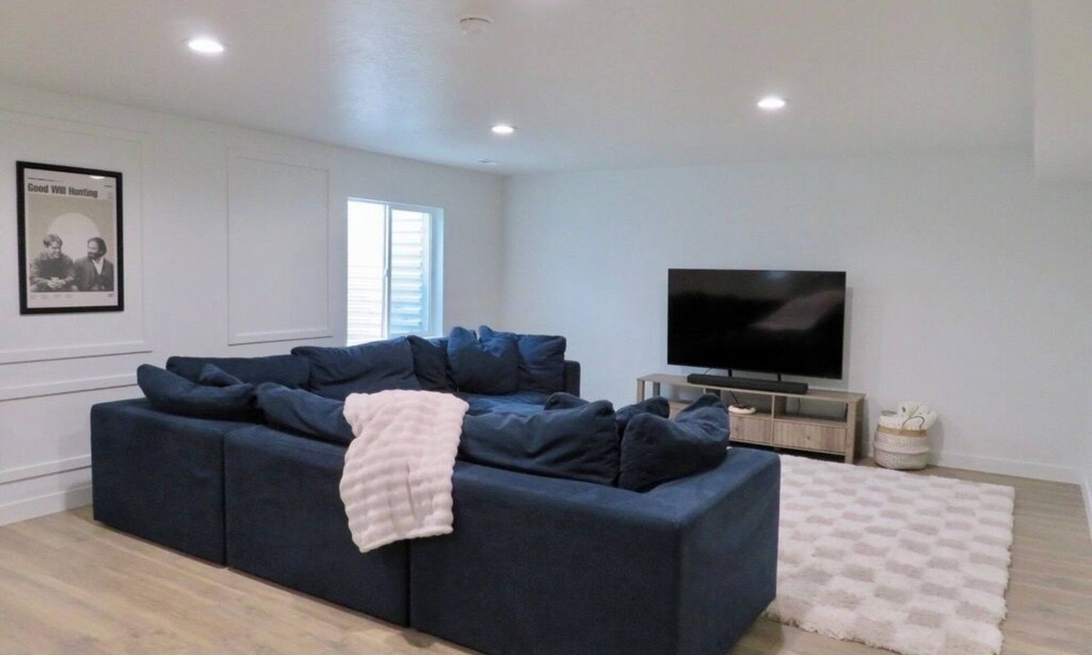 Utah County House | Spacious 5-bedroom house in tranquil Spanish Fork with WiFi, AC