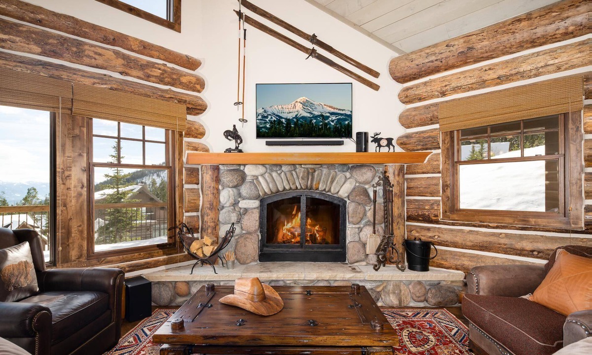 Powder Ridge House | Spacious Cabin with Mountain Views and Hot Tub!
