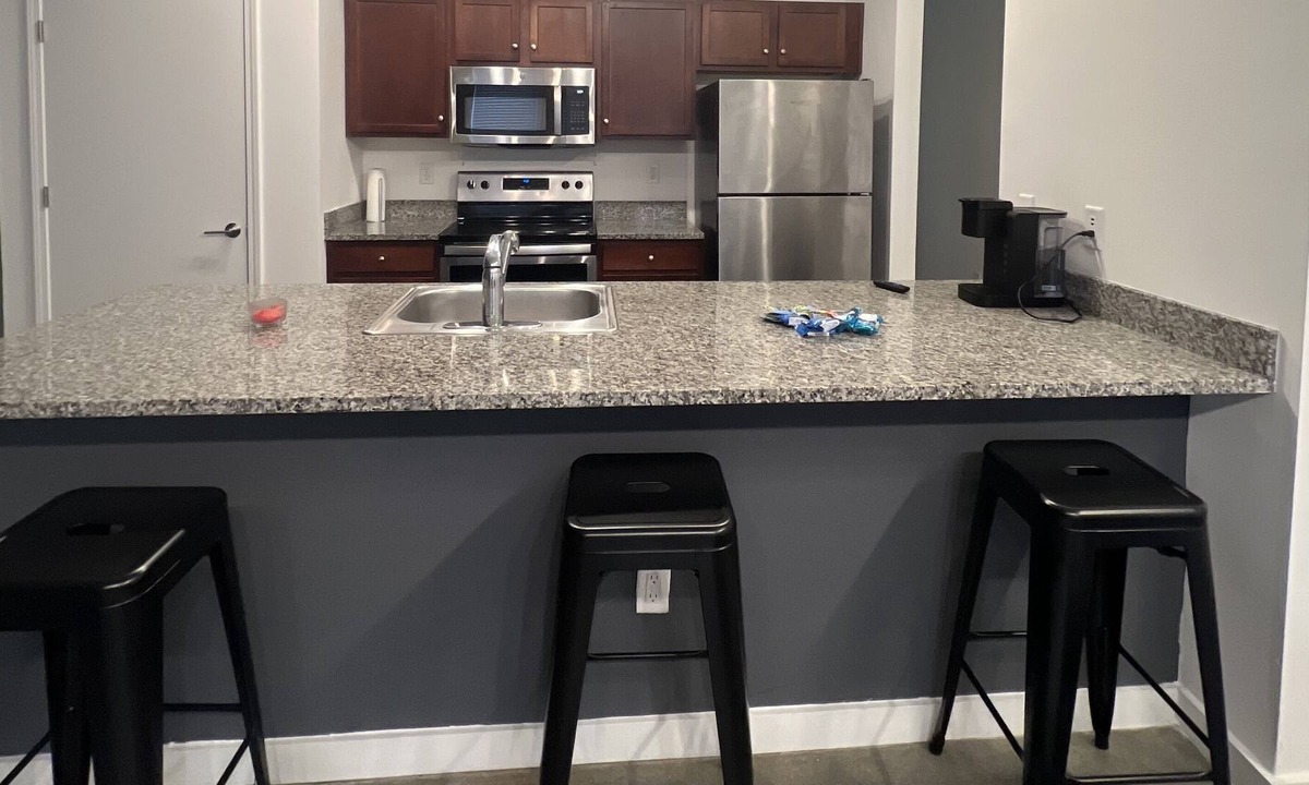 South Main Historic District Apartment | SPACIOUS DOWNTOWN LOFT, CLOSE TO BEALE STREET
