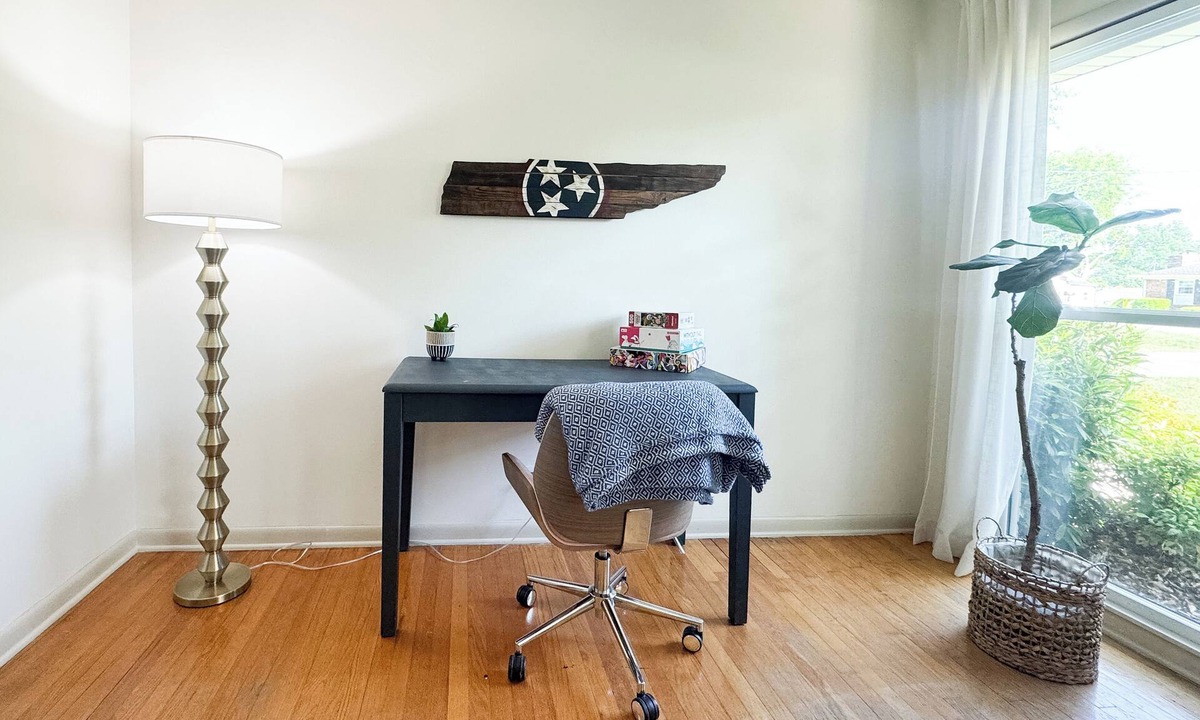 Gallatin House | Spacious home in quiet neighborhood - half mile from Historic Gallatin Square