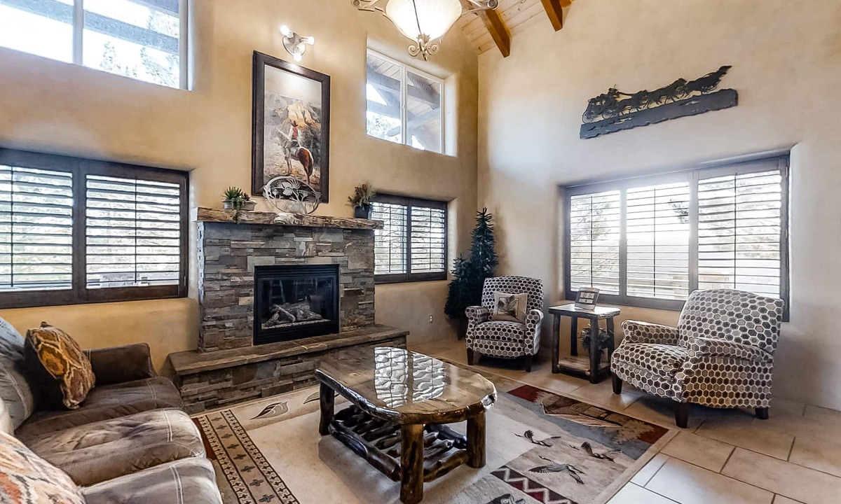 Leeds House | Spacious home with pool, hot tub, & firepit - close to Zion National Park