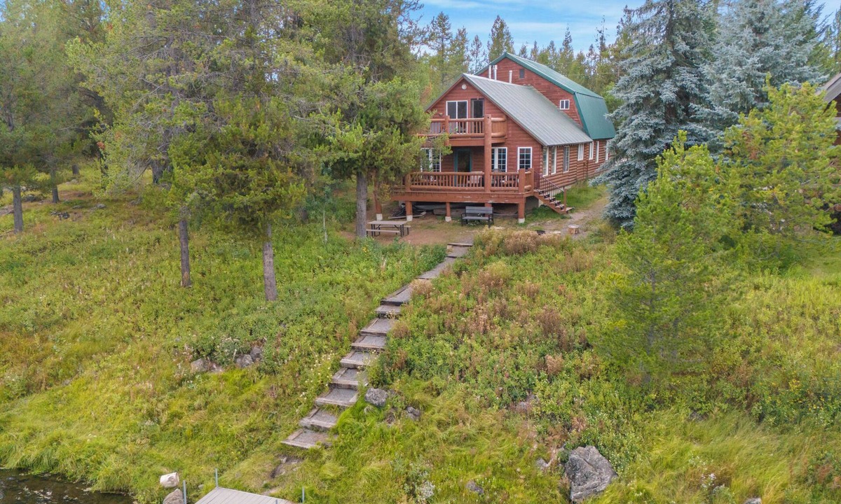 Island Park Cabin | Spacious Riverfront Cabin with Hot Tub, Fire pit, Near Park