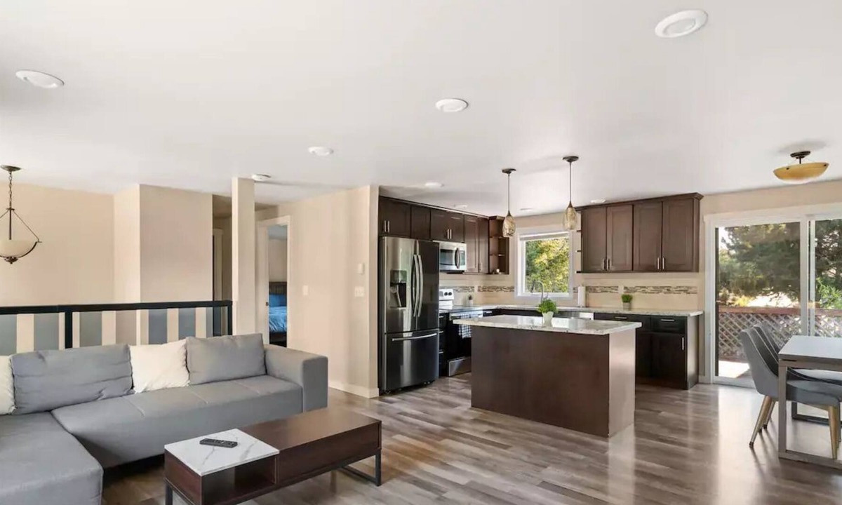 Spanaway House | Spacious Spanaway 3bed Home