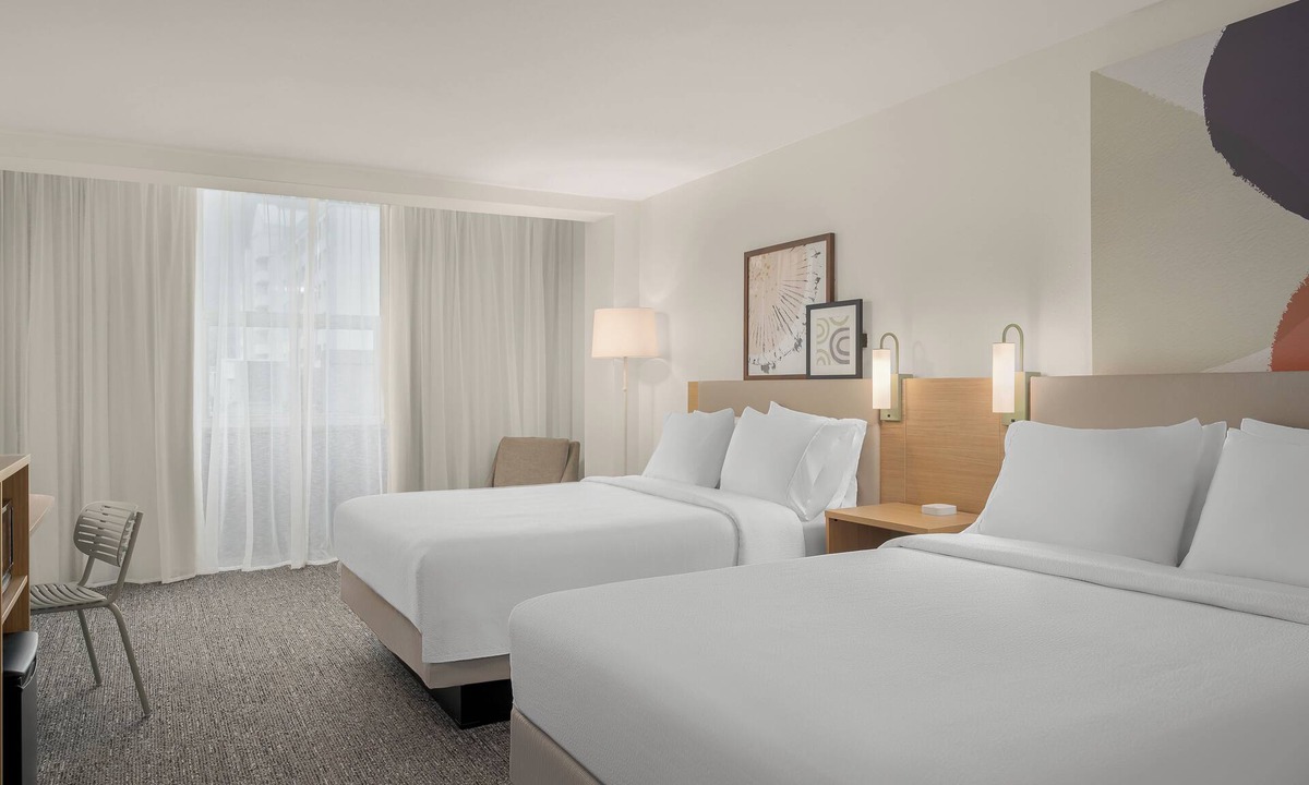 SeaTac Hotel | Spark by Hilton Seattle Airport