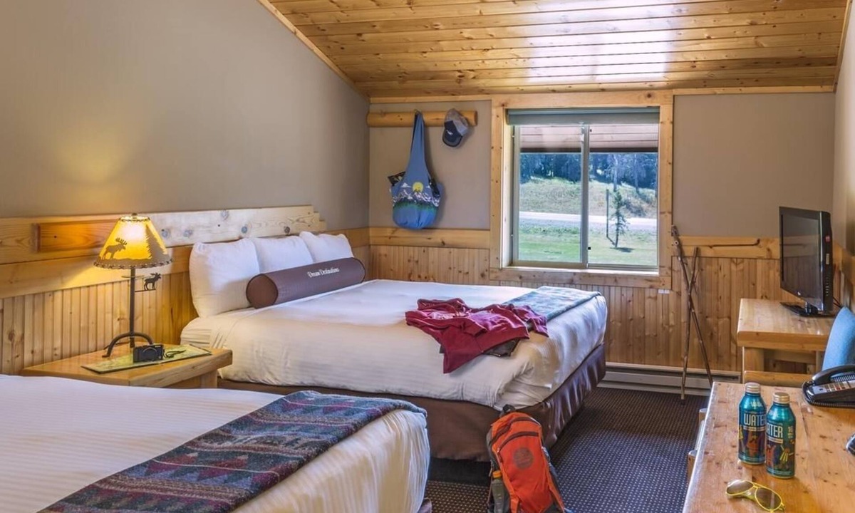 Moran Cabin | Sparkling Clean! The Phenomenal Untouched Retreat! w/Free Parking!