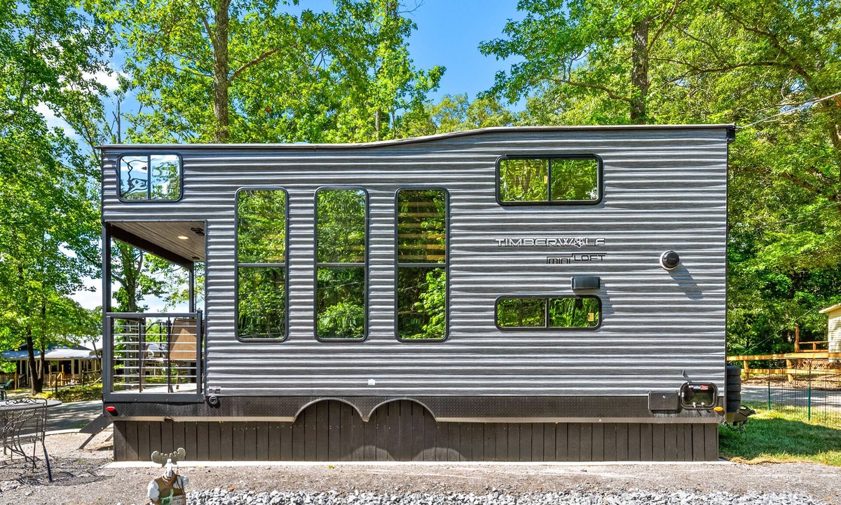 Springville Cottage | “Special Place Short Term Rentals Tiny House”Springville Tennessee 150