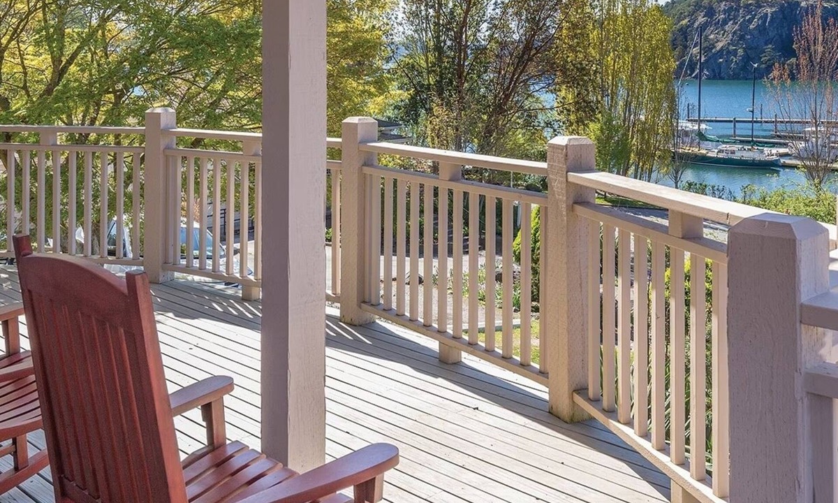 Deer Harbor Resort | Sports! Hiking trails, beach access, kayaking, bike riding, boating, fishing!