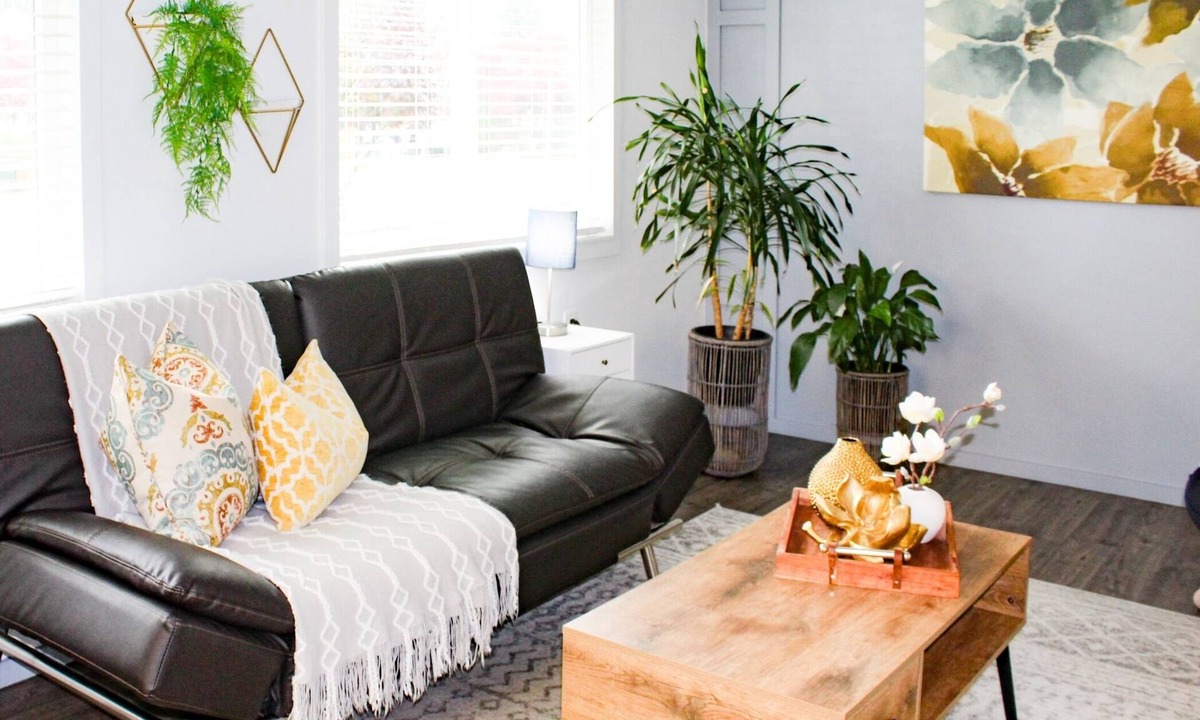 West End House | Stay near Point Defiance Park in our charming 1-bedroom cottage