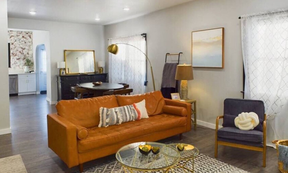 Albany House | Stay right downtown in a renovated historical home