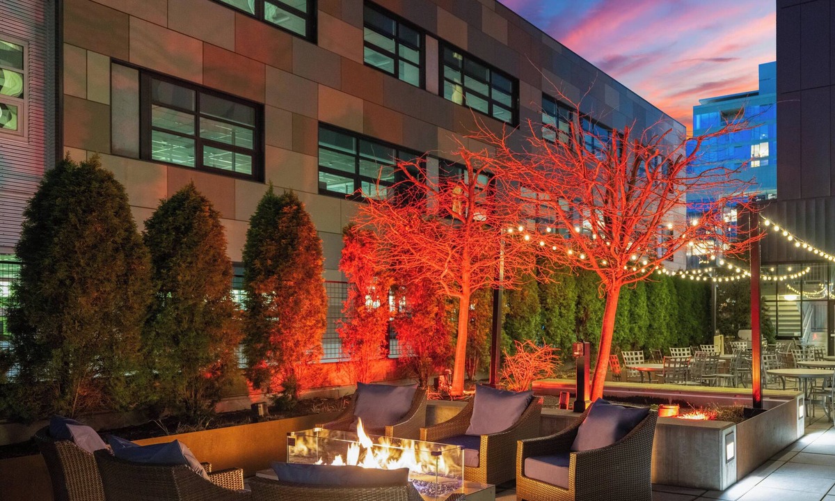 South Lake Union Hotel | Staybridge Suites Seattle Downtown - Lake Union by IHG