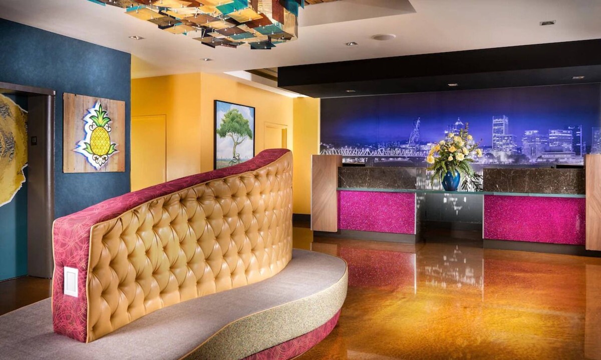Downtown Portland Hotel | Staypineapple, Hotel Rose, Downtown, Stumptown Balcony Two Doubles, 2 Units