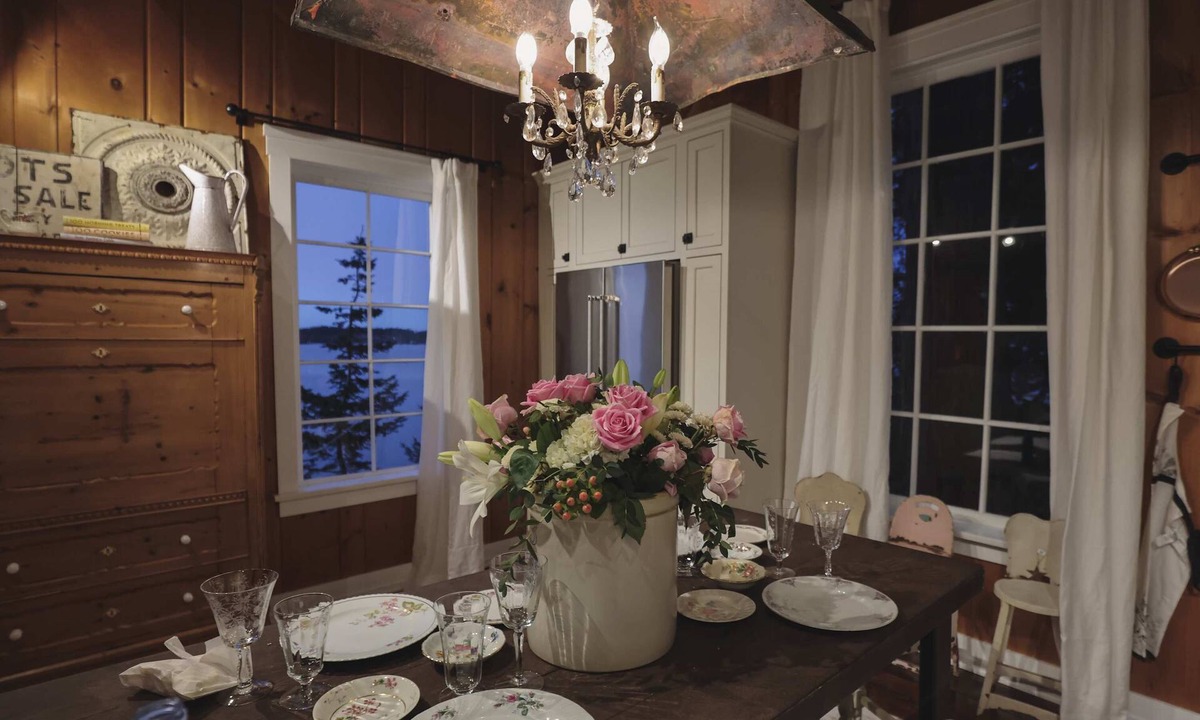 Coupeville House | Storybook family cottage perched atop Penn Cove