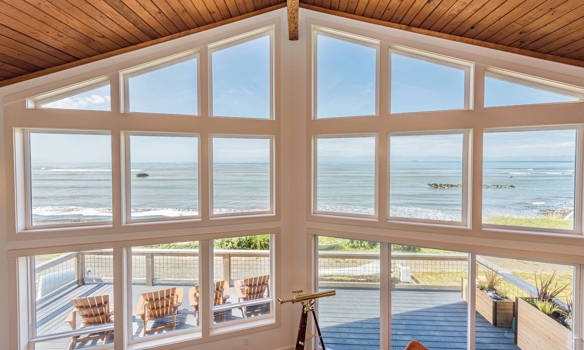 Port Angeles House | Strait Surf - A Quiet Waterfront Escape