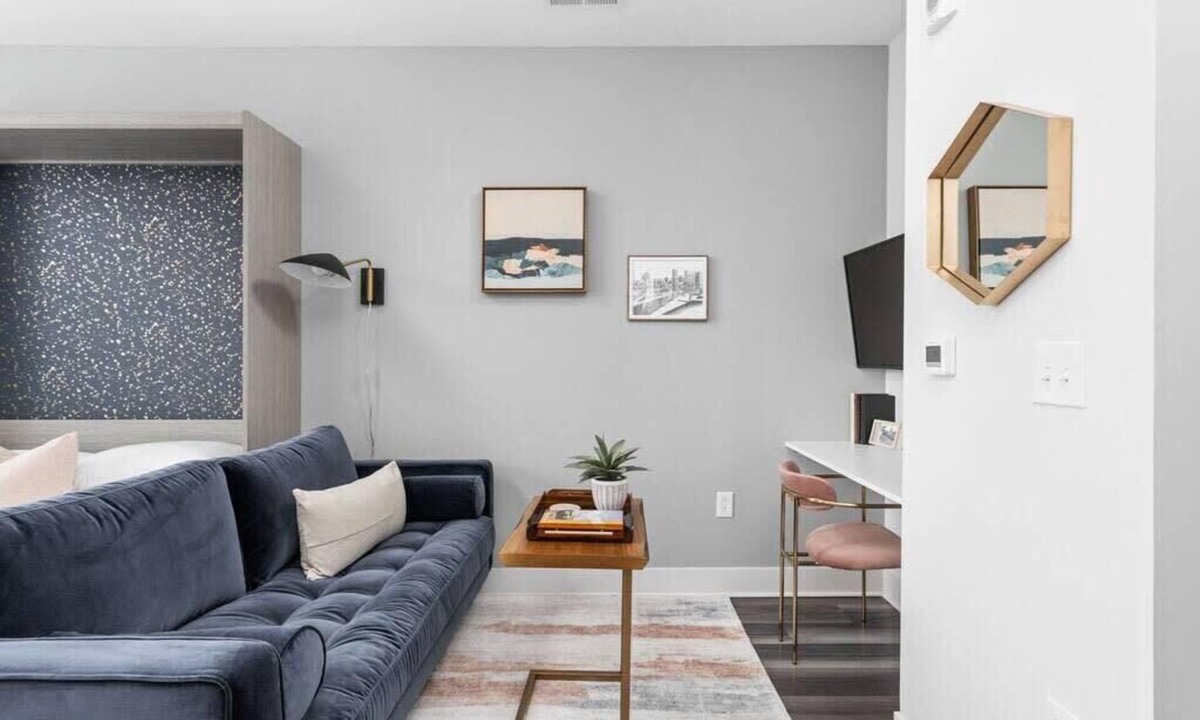 Market East District Apartment | Studio Apt in the Center of Downtown by Cozysuites